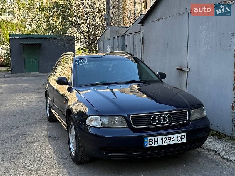 Универсал Audi A4 1996 в Киеве