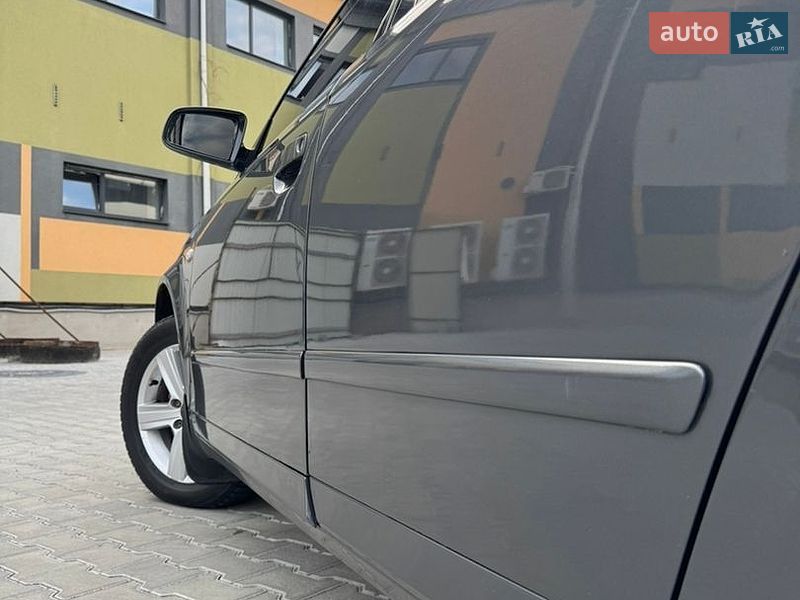 Седан Audi A4 2006 в Коломиї