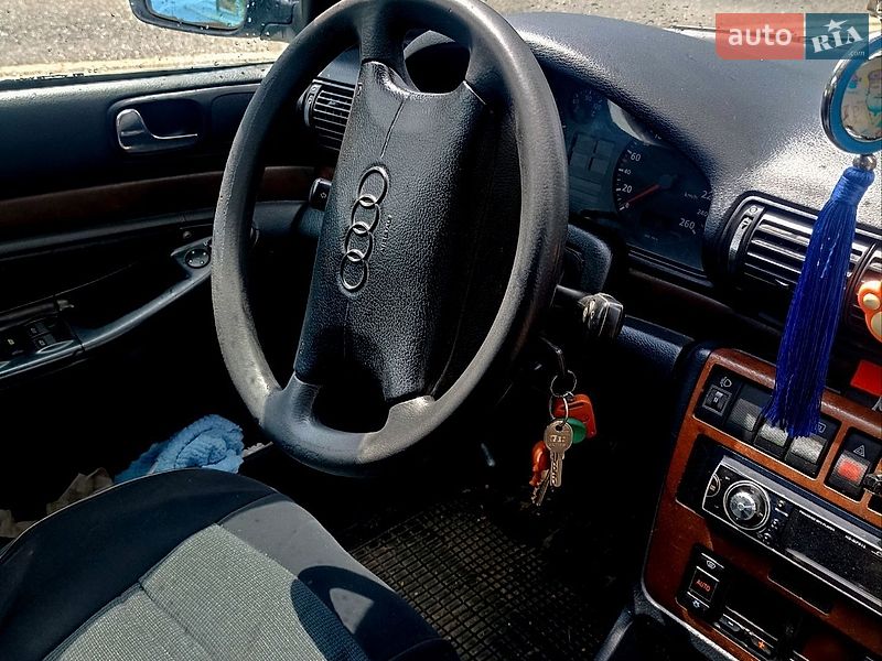 Універсал Audi A4 1996 в Перемишлянах