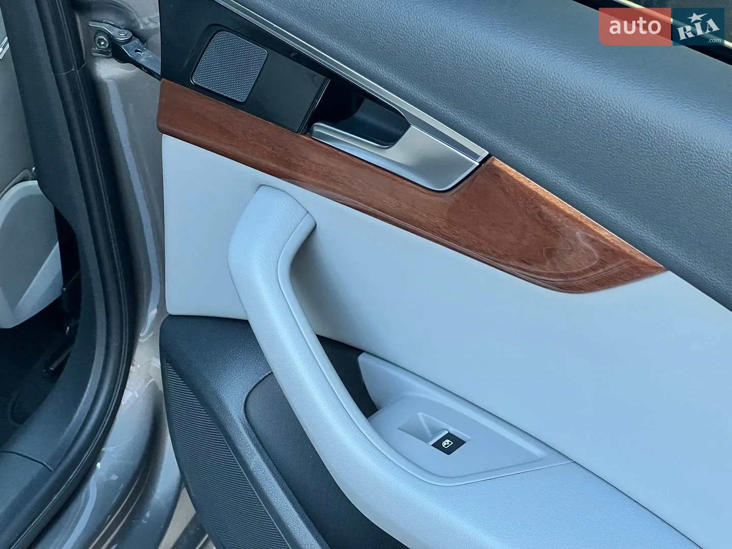 2020 Audi A4 - мініатюра 47