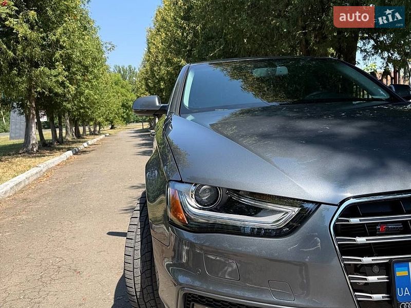 Седан Audi A4 2013 в Бучачі