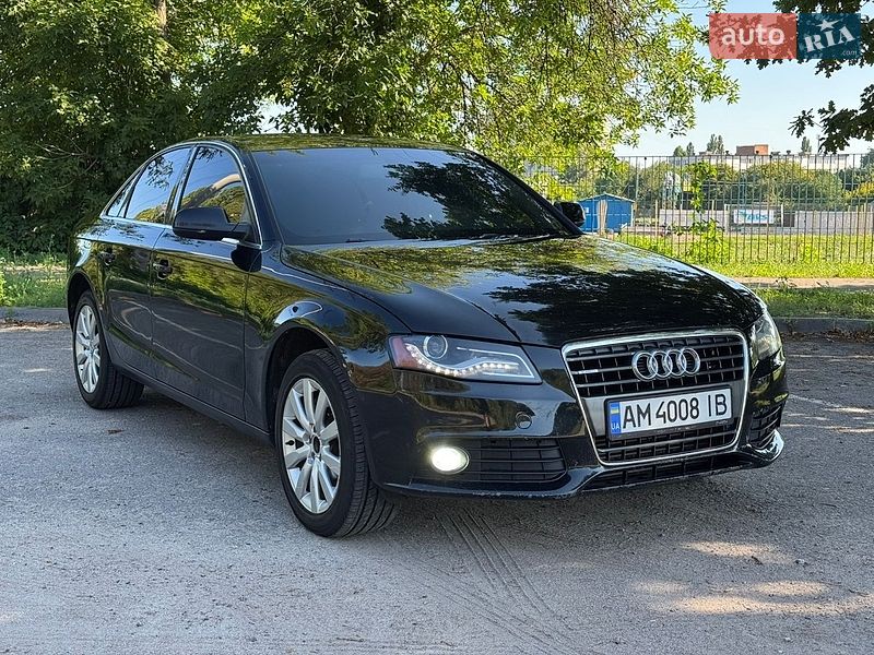 Седан Audi A4 2010 в Полтаві