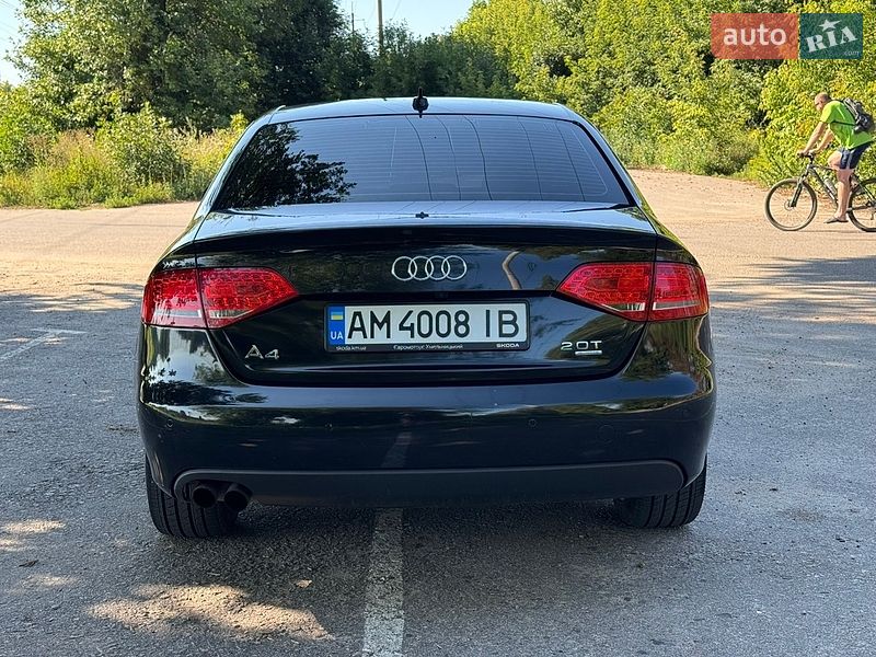 Седан Audi A4 2010 в Полтаві