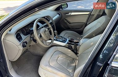 Седан Audi A4 2010 в Полтаві