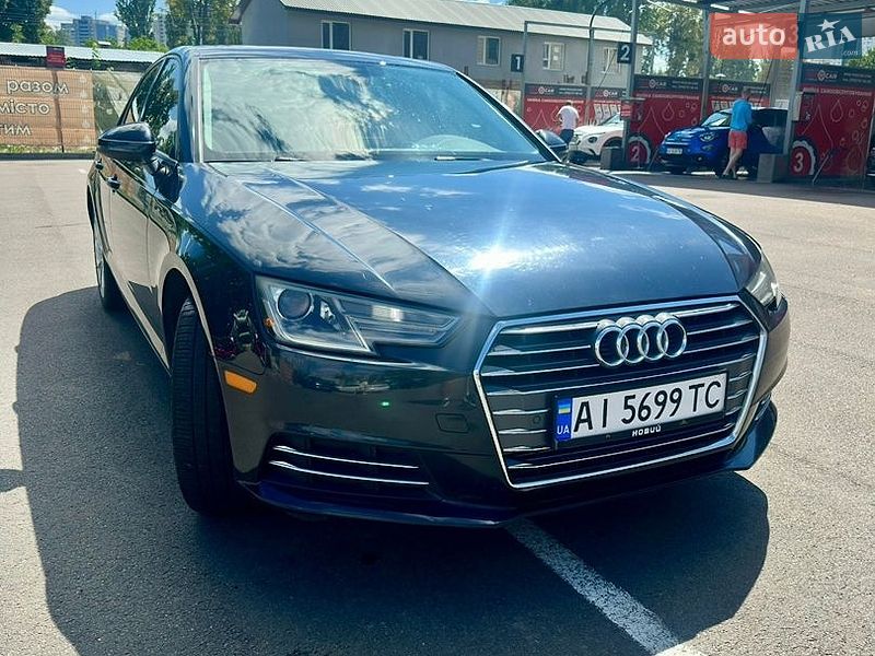 Седан Audi A4 2015 в Києві