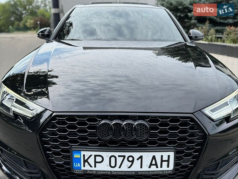 Седан Audi A4 2016 в Запоріжжі