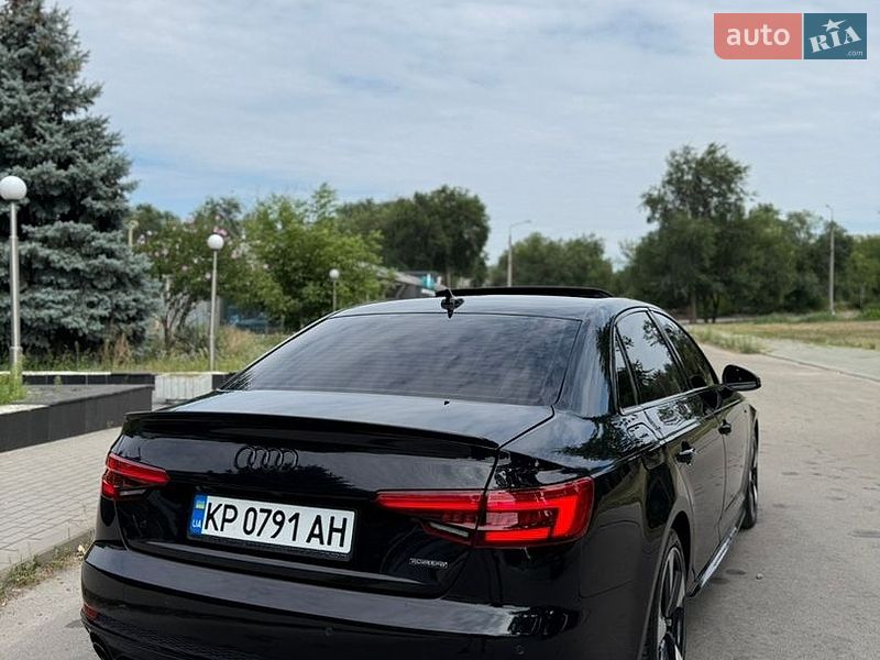 Седан Audi A4 2016 в Запоріжжі