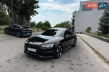 Седан Audi A4 2016 в Запоріжжі