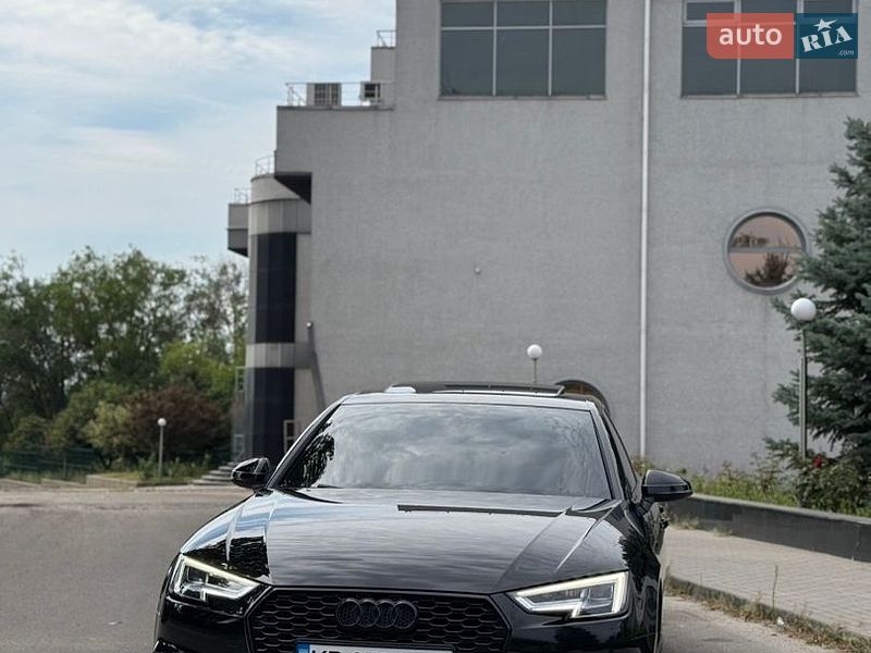 Седан Audi A4 2016 в Запоріжжі