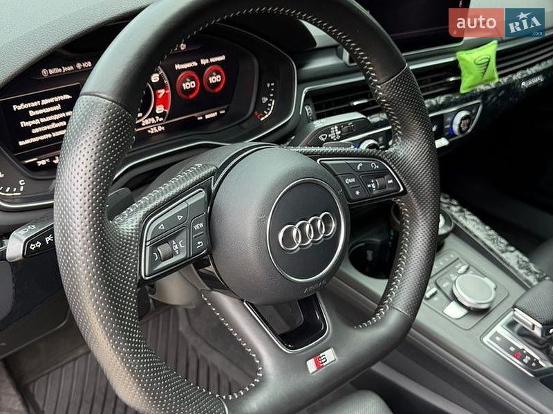 Седан Audi A4 2016 в Запоріжжі