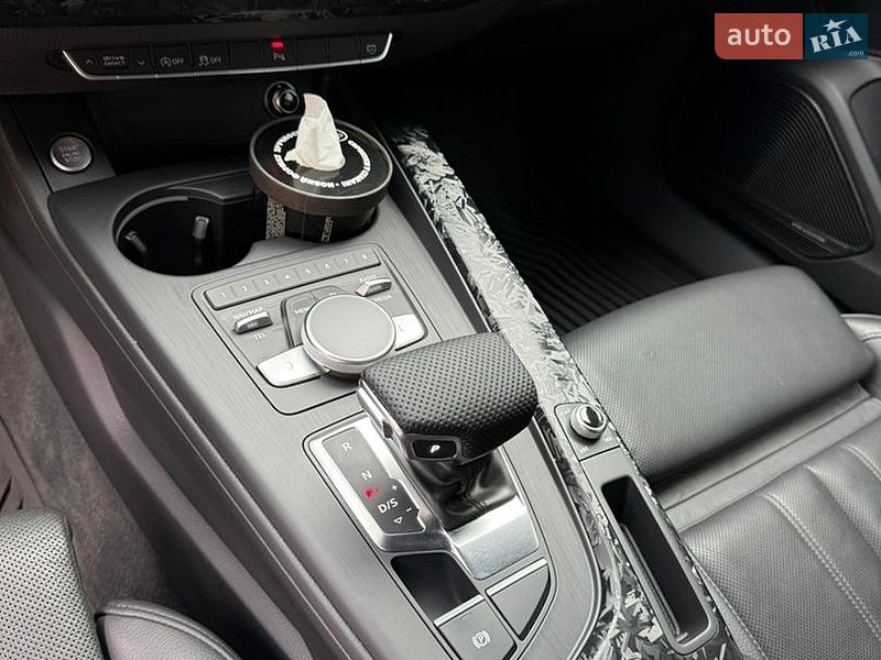 Седан Audi A4 2016 в Запоріжжі