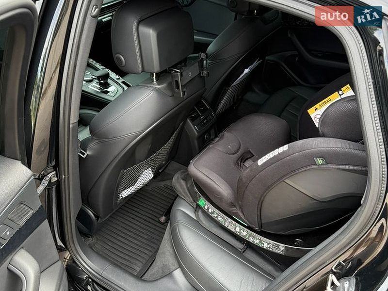 Седан Audi A4 2016 в Запоріжжі