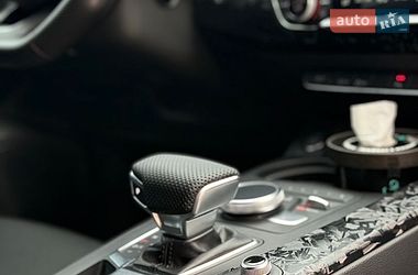 Седан Audi A4 2016 в Запоріжжі