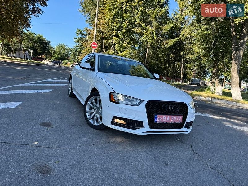 Седан Audi A4 2014 в Вінниці