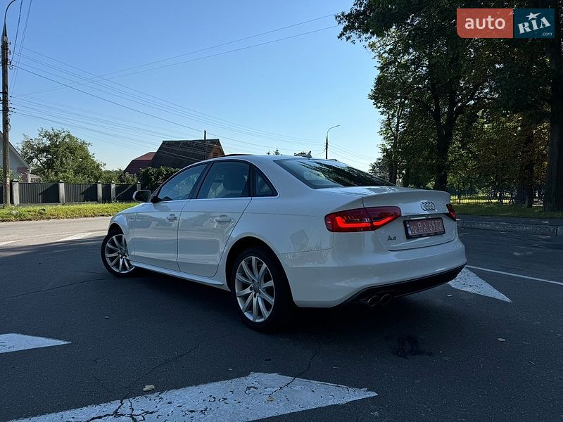 Седан Audi A4 2014 в Вінниці