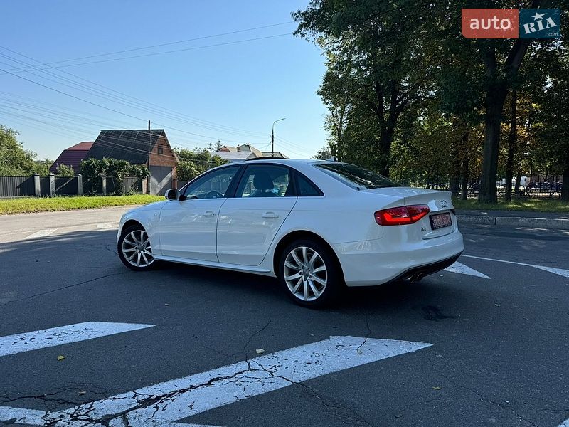 Седан Audi A4 2014 в Вінниці