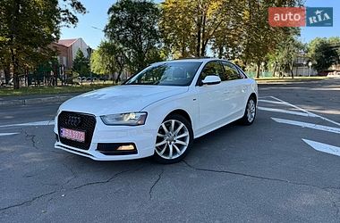 Седан Audi A4 2014 в Вінниці