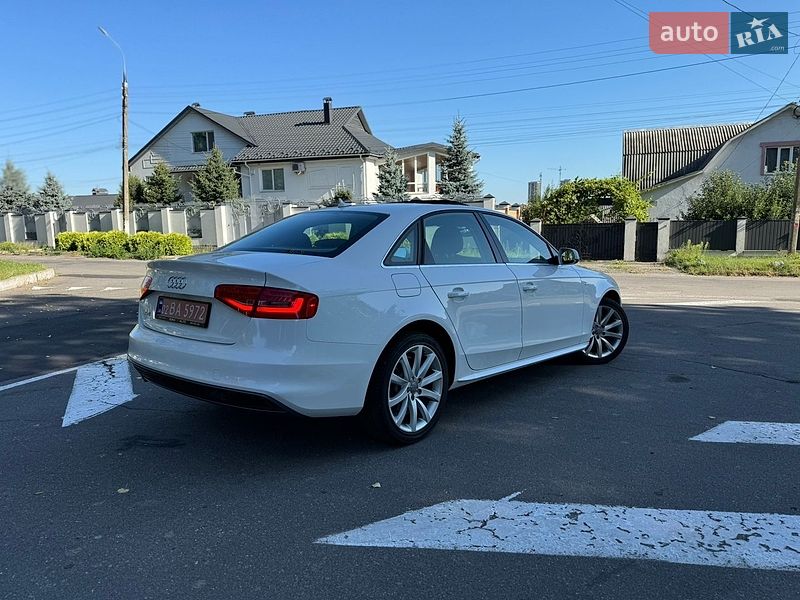 Седан Audi A4 2014 в Вінниці