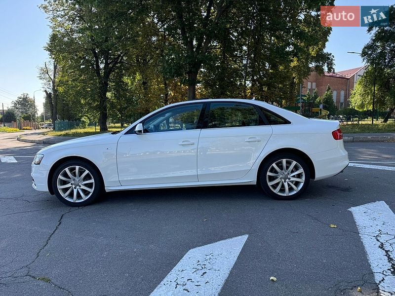 Седан Audi A4 2014 в Вінниці
