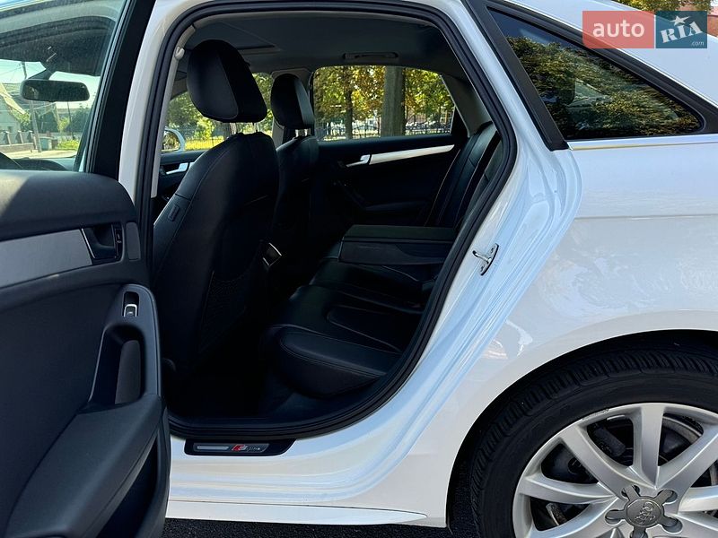 Седан Audi A4 2014 в Вінниці