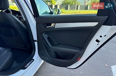 Седан Audi A4 2014 в Вінниці