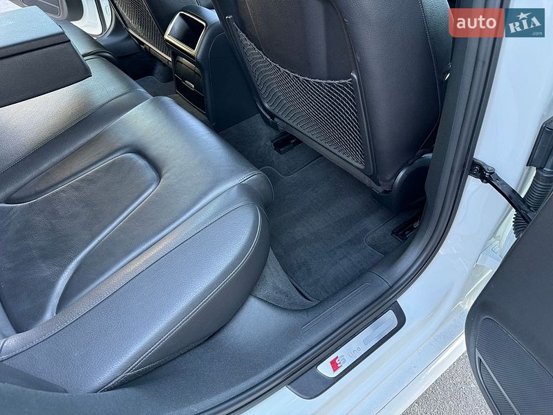 Седан Audi A4 2014 в Вінниці