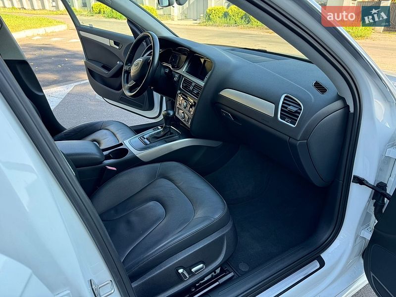 Седан Audi A4 2014 в Вінниці