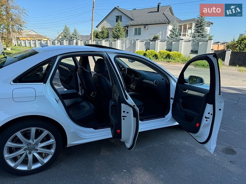 Седан Audi A4 2014 в Вінниці