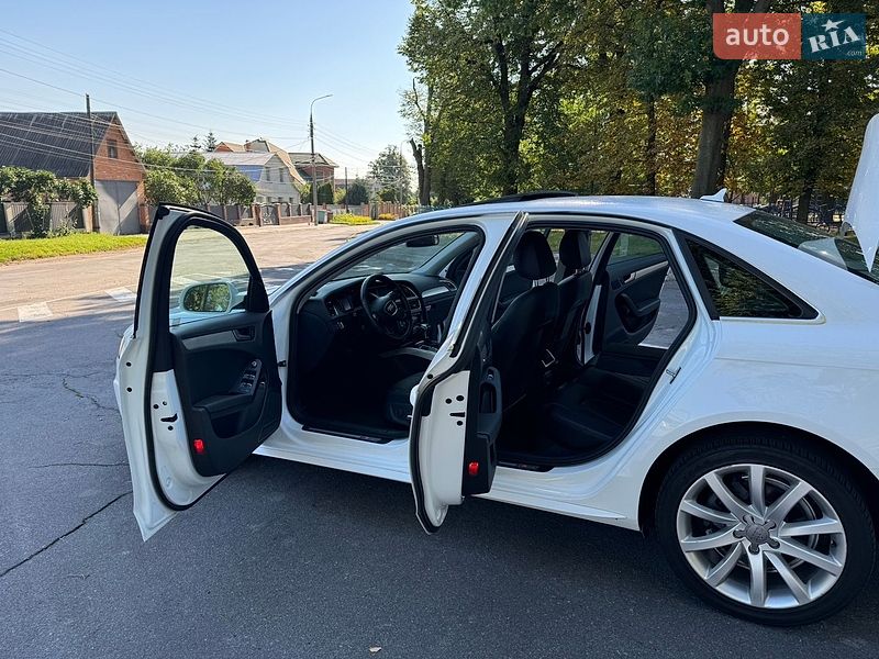 Седан Audi A4 2014 в Вінниці