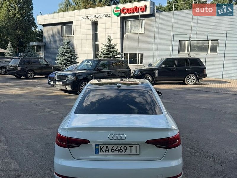 Седан Audi A4 2017 в Києві
