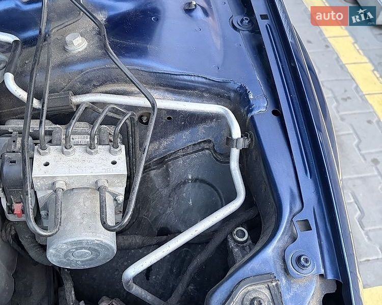 Седан Audi A4 2013 в Бучі