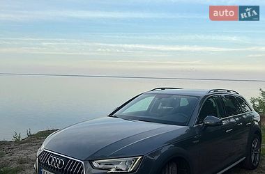 Универсал Audi A4 2017 в Киеве