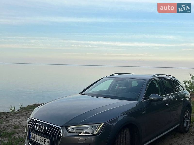 Универсал Audi A4 2017 в Киеве
