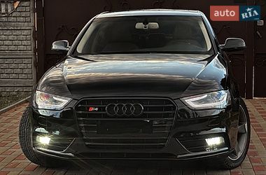 Седан Audi A4 2013 в Дніпрі