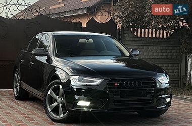Седан Audi A4 2013 в Дніпрі