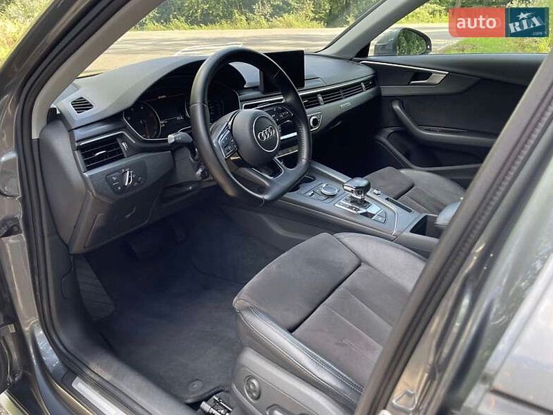 Универсал Audi A4 2017 в Киеве