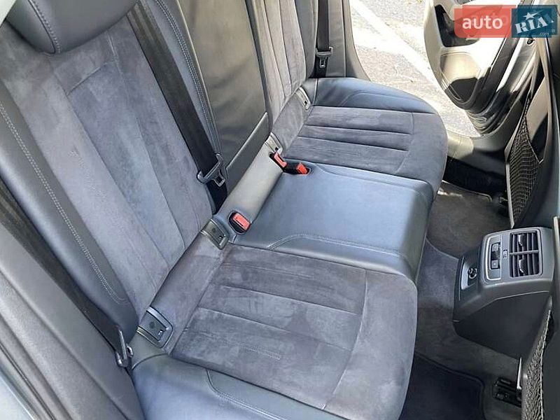 Универсал Audi A4 2017 в Киеве
