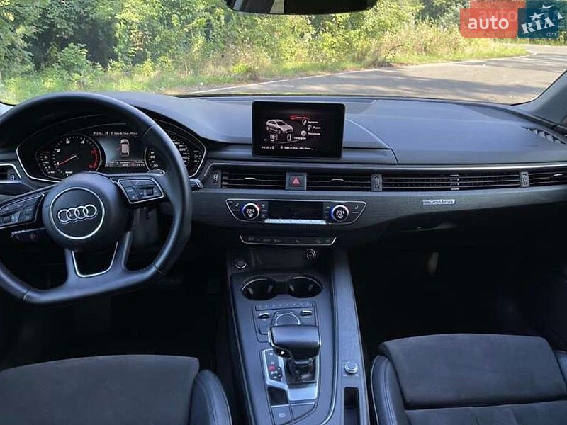 Универсал Audi A4 2017 в Киеве
