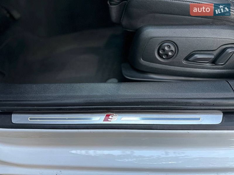 Седан Audi A4 2019 в Киеве