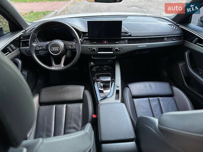 Седан Audi A4 2019 в Киеве