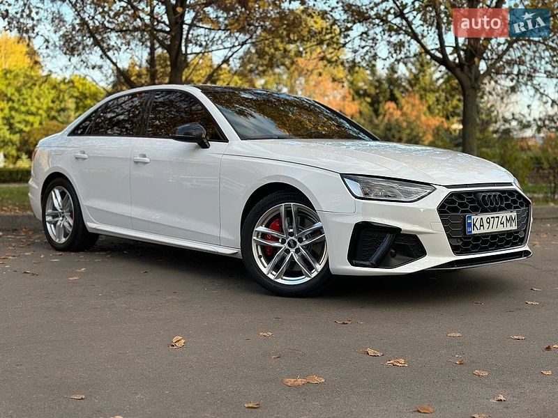 Седан Audi A4 2019 в Киеве