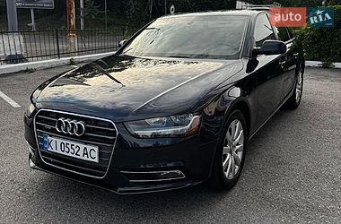 Седан Audi A4 2012 в Чернігові