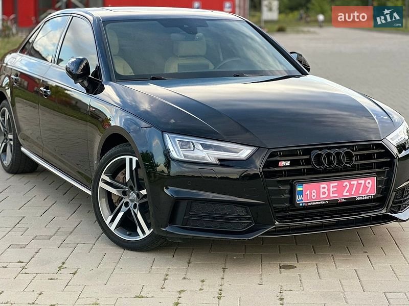 Седан Audi A4 2017 в Ровно Седан Audi A4 2017 в Ровно