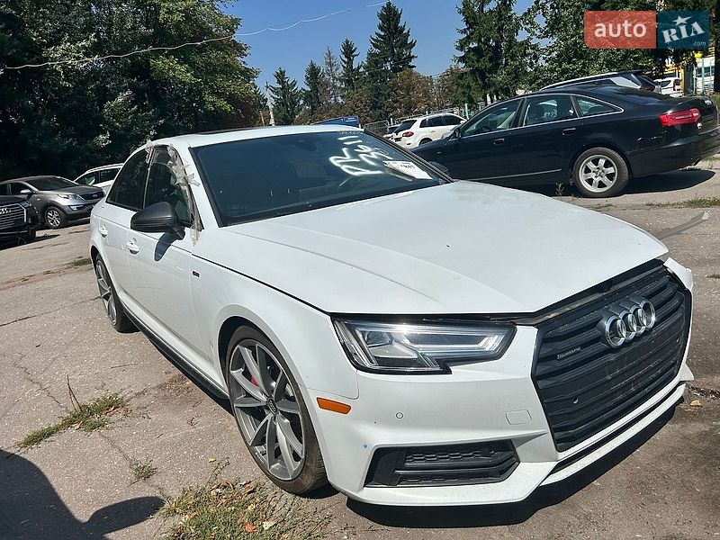 Седан Audi A4 2018 в Киеве