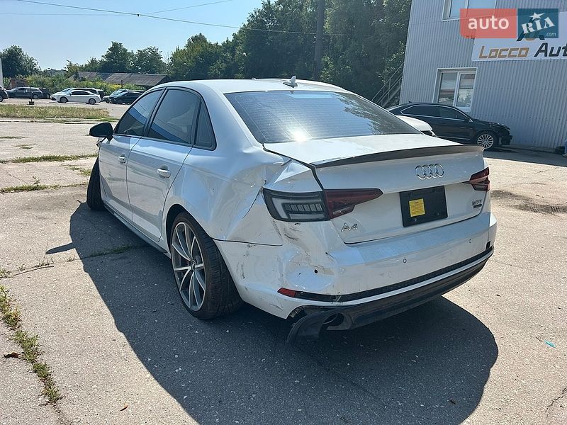 Седан Audi A4 2018 в Киеве