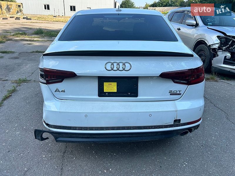 Седан Audi A4 2018 в Киеве