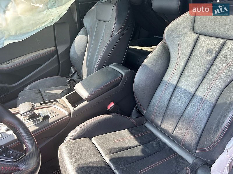 Седан Audi A4 2018 в Киеве
