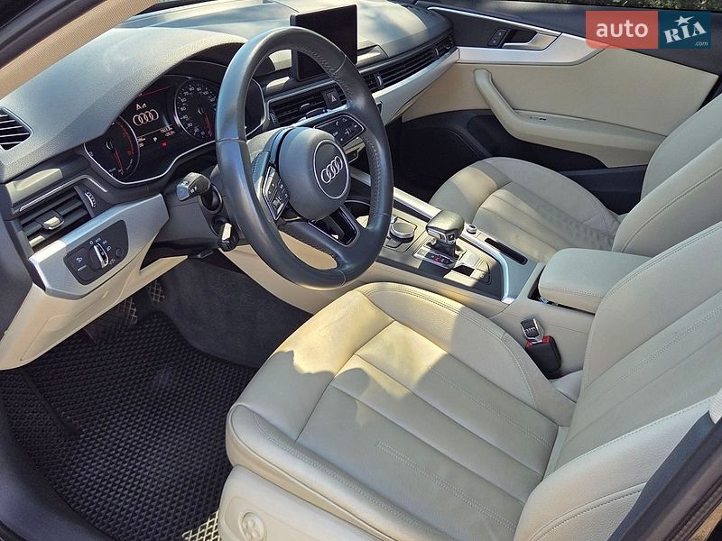 Седан Audi A4 2017 в Полтаві