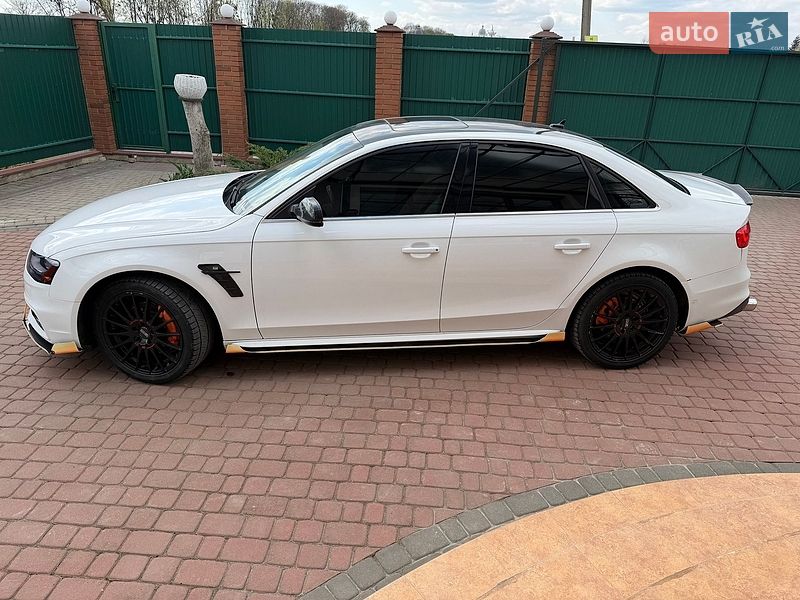 Седан Audi A4 2015 в Миронівці