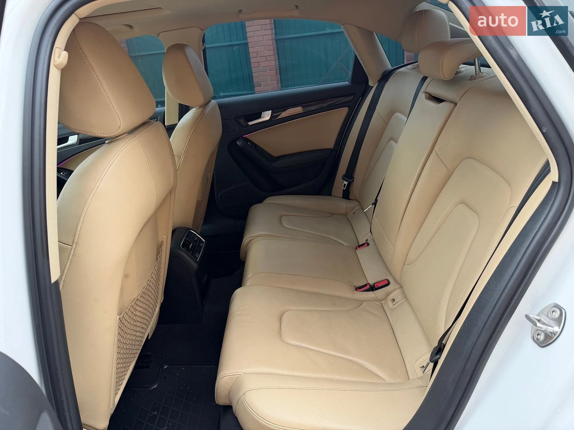 2015 Audi A4 - мініатюра 16
